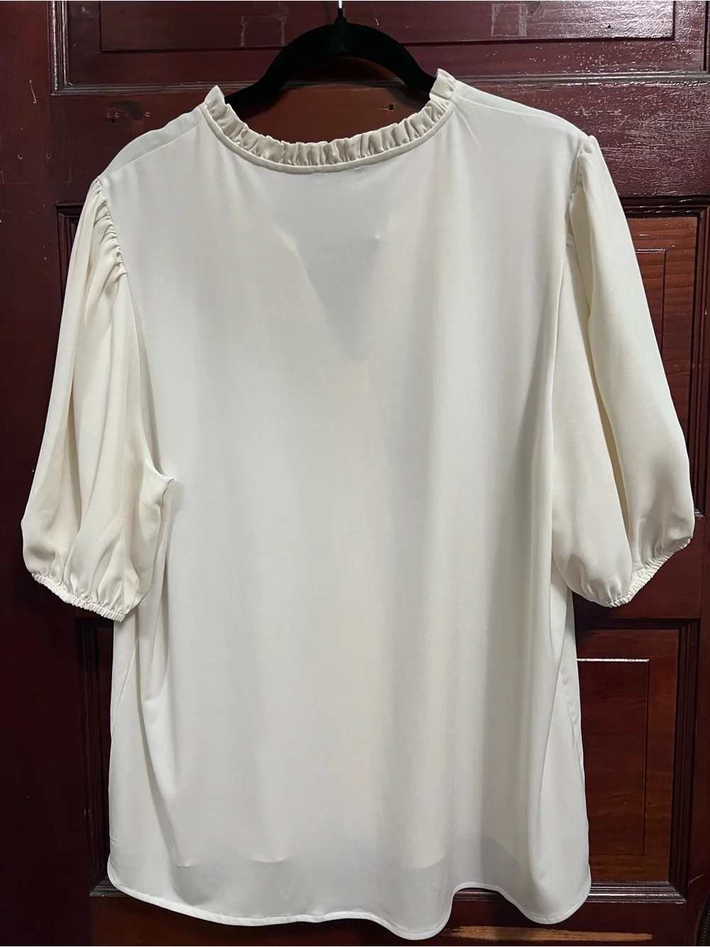 NWOT- Ann Taylor Cream Button-Front Puff Sleeve Blouse - Picture 2 of 4